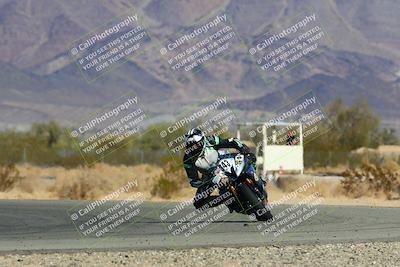 media/Jan-16-2022-CVMA (Sun) [[7f3d92989d]]/Race 2 Supersport Middleweight/